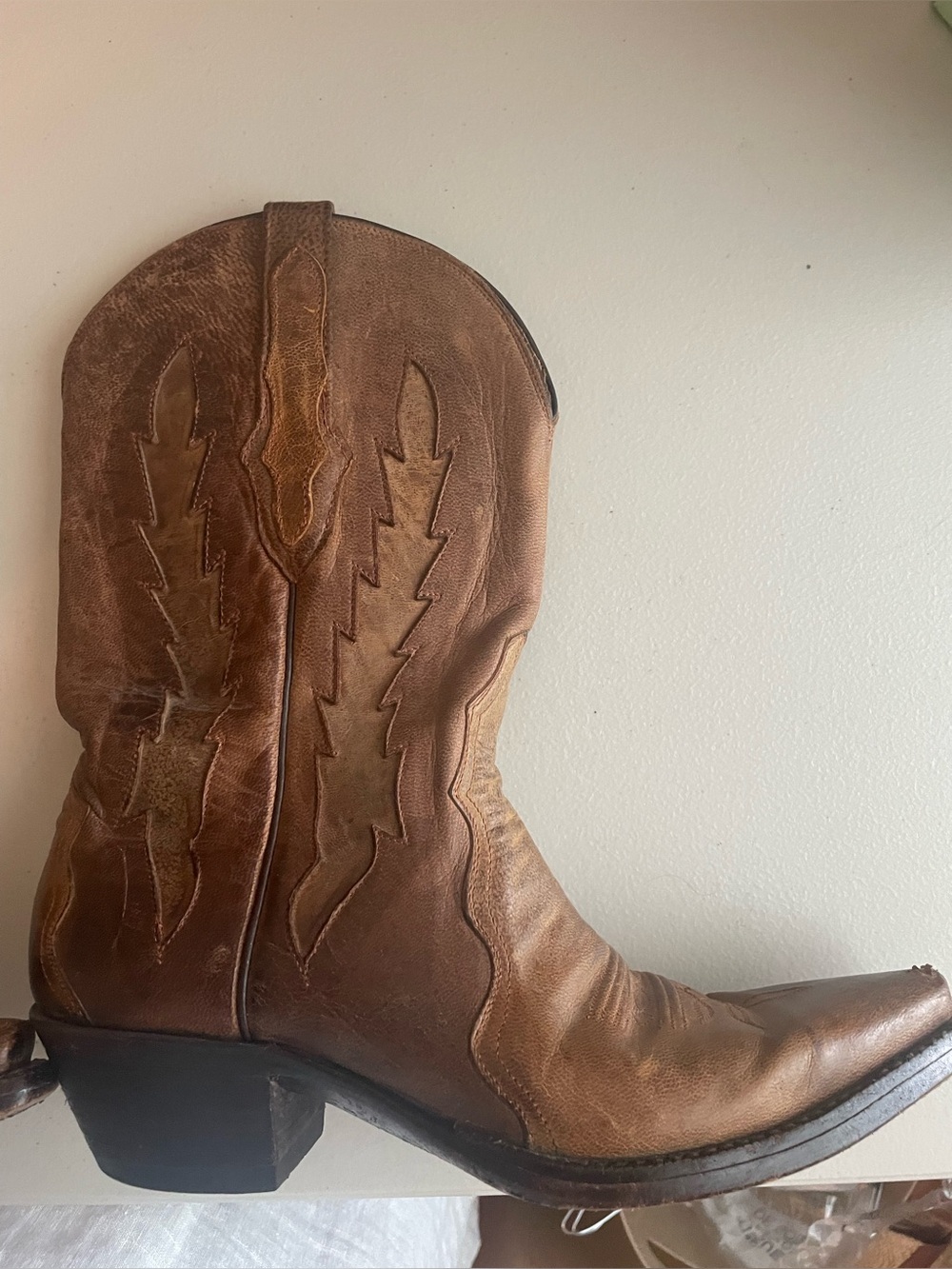 Black Jack Vintage Handmade in the USA SZ 8 in good vintage condition